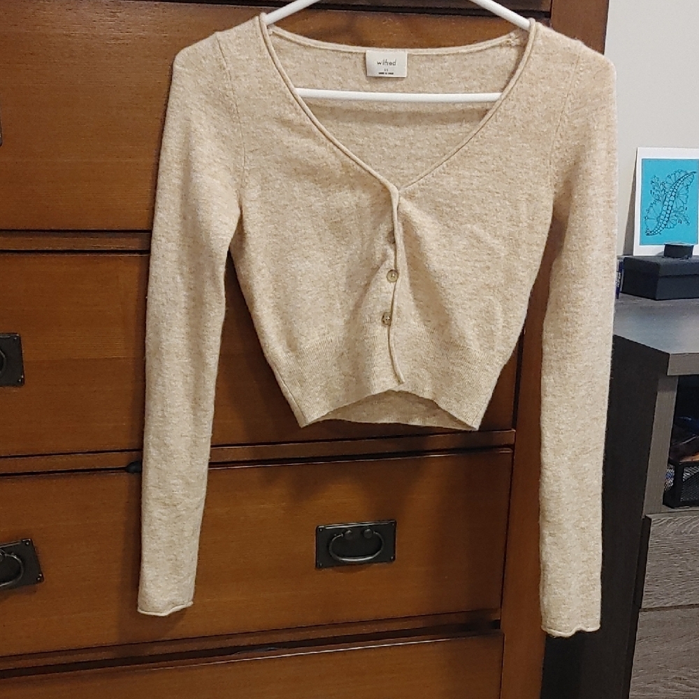 Wilfred Cream Cropped V-Neck Button Cardigan